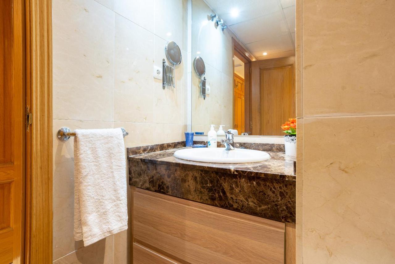 Apartamento Con Parking Puerto Nuevo 8 Malaga Zewnętrze zdjęcie